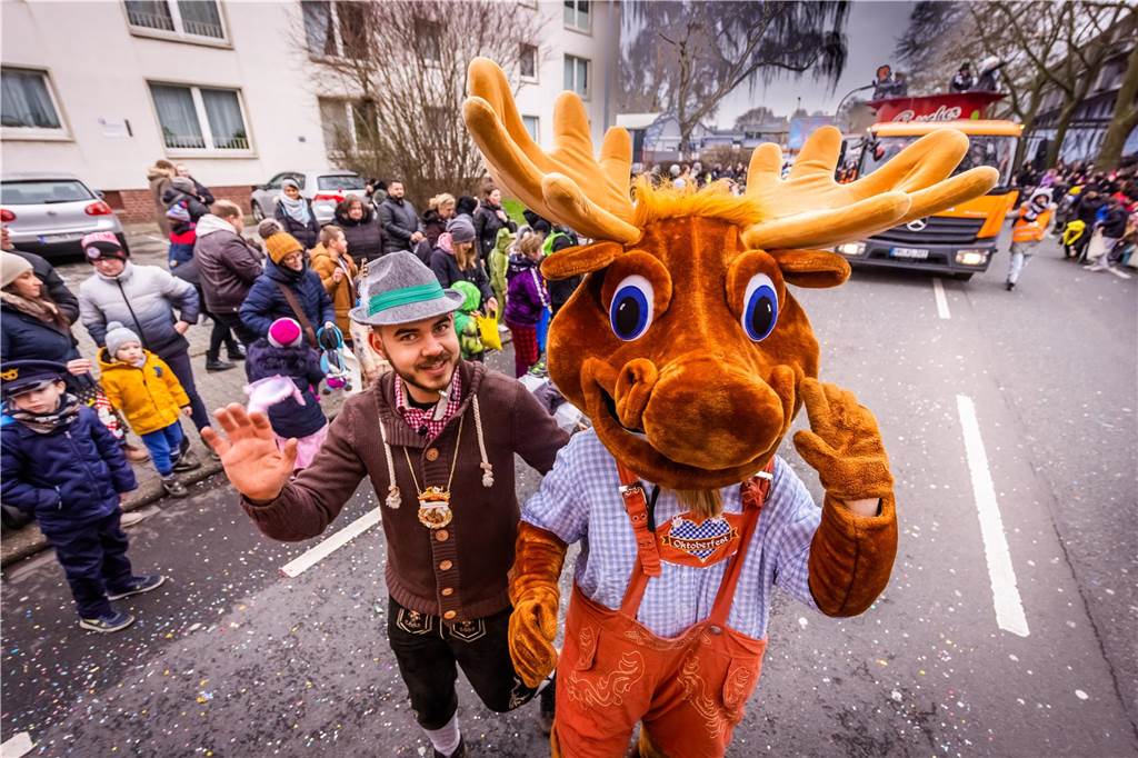 Eindrücke vom Dortmunder Rosenmontagszug 2023 in der Nordstadt