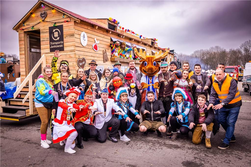 Eindrücke vom Dortmunder Rosenmontagszug 2023 in der Nordstadt