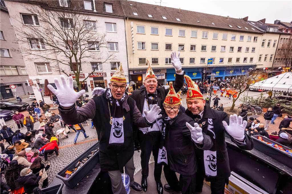 Eindrücke vom Dortmunder Rosenmontagszug 2023 in der Nordstadt