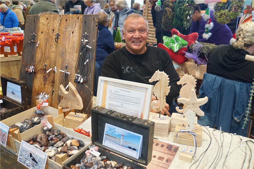 Eindrücke vom ersten Kreativmarkt "DAHbastelei" in Herbern am Sonntag (17.11).