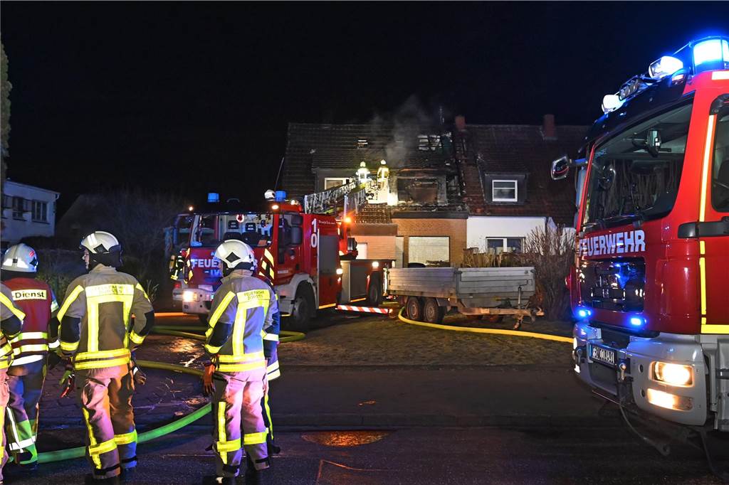 Eindrücke vom Feuerwehreinsatz an der Ellerbruchstraße in Dorsten
