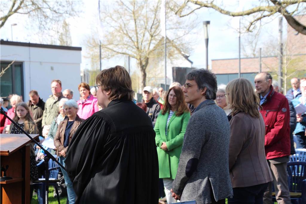 Eindrücke vom Gottesdienst im Gartenpark und dem Gemeindefest in und an der Christuskirche.