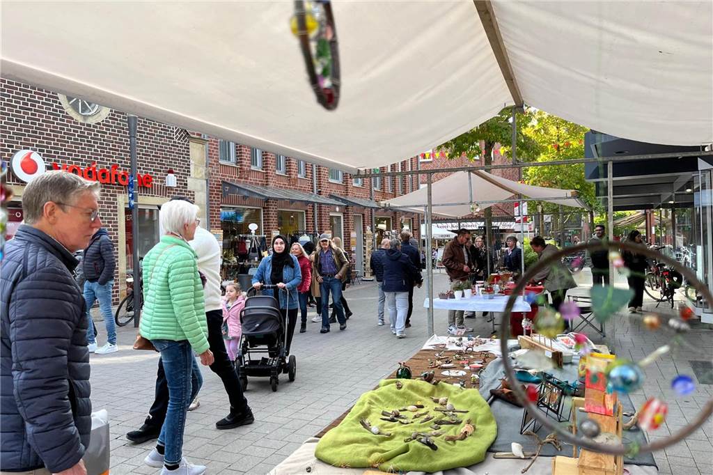 Viele Fotos vom Herbstmarkt in Ahaus: Ein Bummel durch die volle Innenstadt