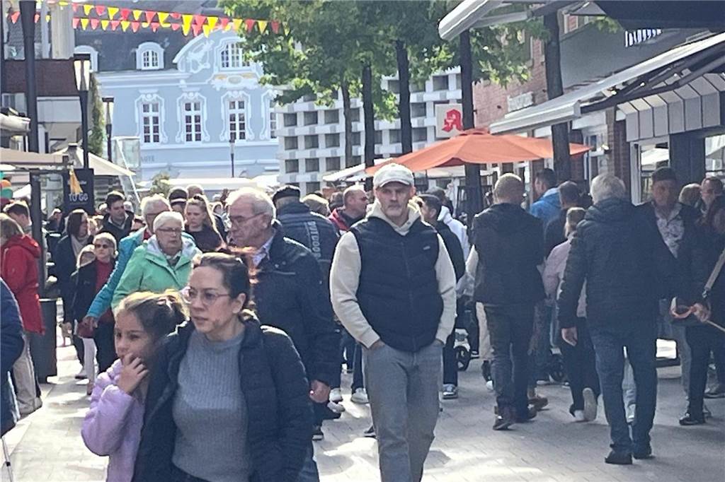 Viele Fotos vom Herbstmarkt in Ahaus: Ein Bummel durch die volle Innenstadt