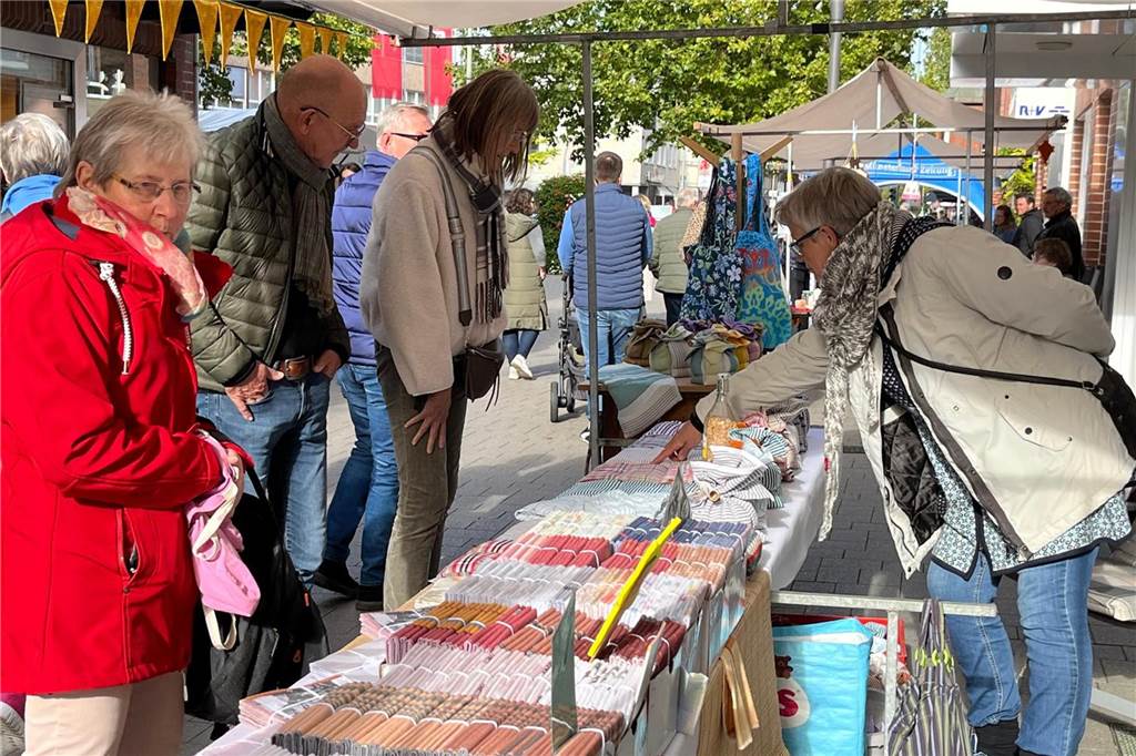 Viele Fotos vom Herbstmarkt in Ahaus: Ein Bummel durch die volle Innenstadt