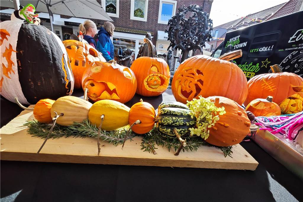 Viele Fotos vom Herbstmarkt in Ahaus: Ein Bummel durch die volle Innenstadt