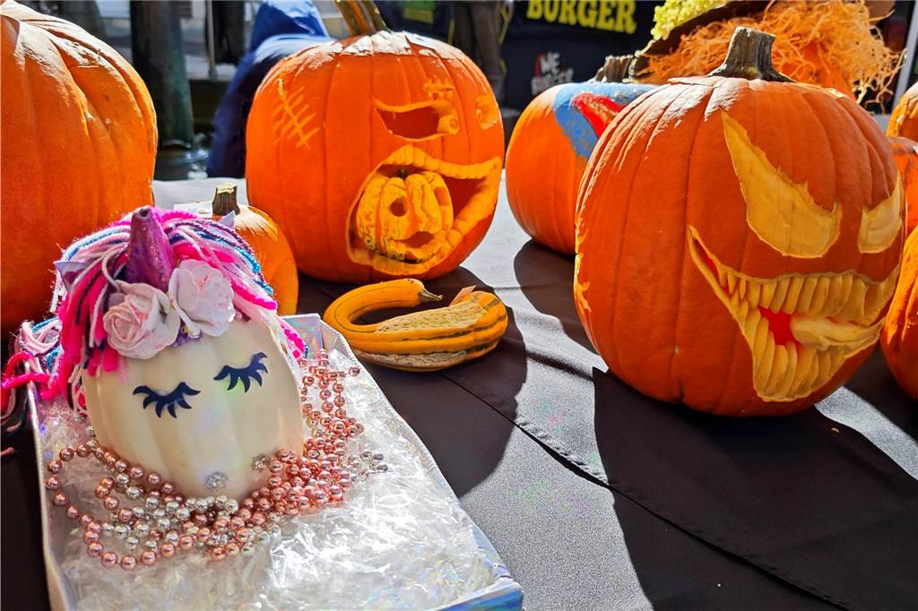 Viele Fotos vom Herbstmarkt in Ahaus: Ein Bummel durch die volle Innenstadt