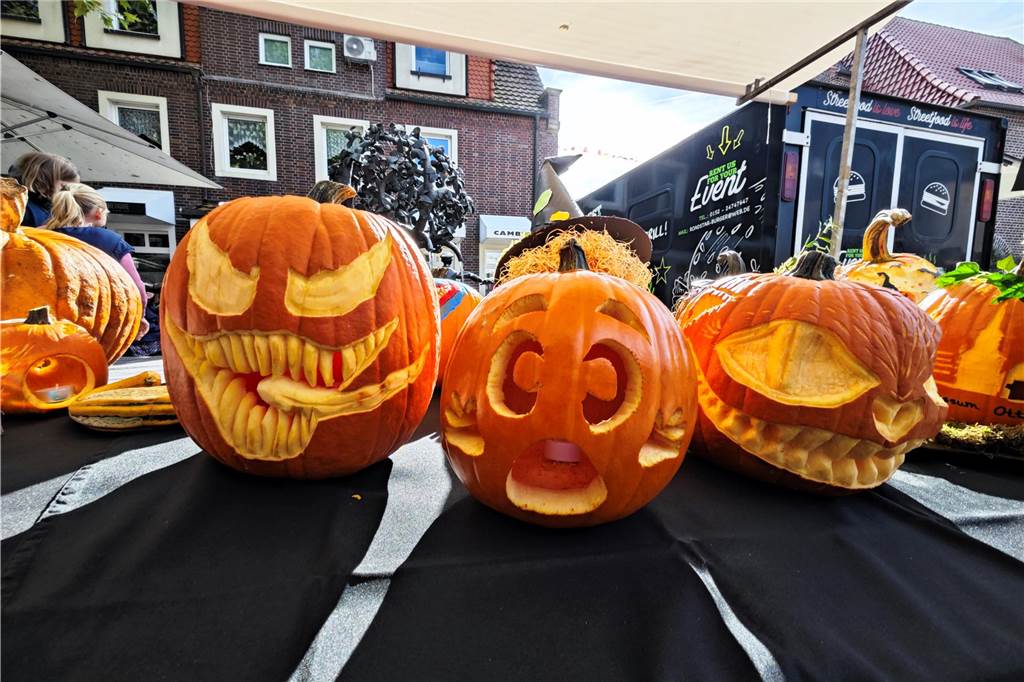 Viele Fotos vom Herbstmarkt in Ahaus: Ein Bummel durch die volle Innenstadt