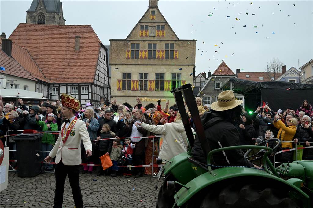 Karnevalsumzug 2023 in Werne: Viele Fotos vom Rosemontag Eindrücke vom Karnevalsumzug 2023 in Werne