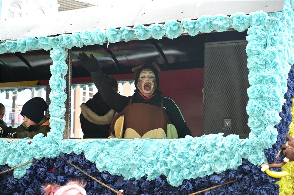 Karnevalsumzug 2023 in Werne: Viele Fotos vom Rosemontag Eindrücke vom Karnevalsumzug 2023 in Werne