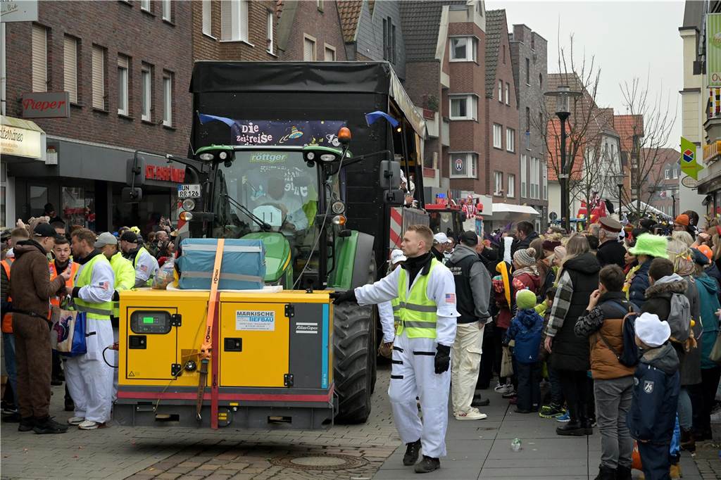 Karnevalsumzug 2023 in Werne: Viele Fotos vom Rosemontag Eindrücke vom Karnevalsumzug 2023 in Werne