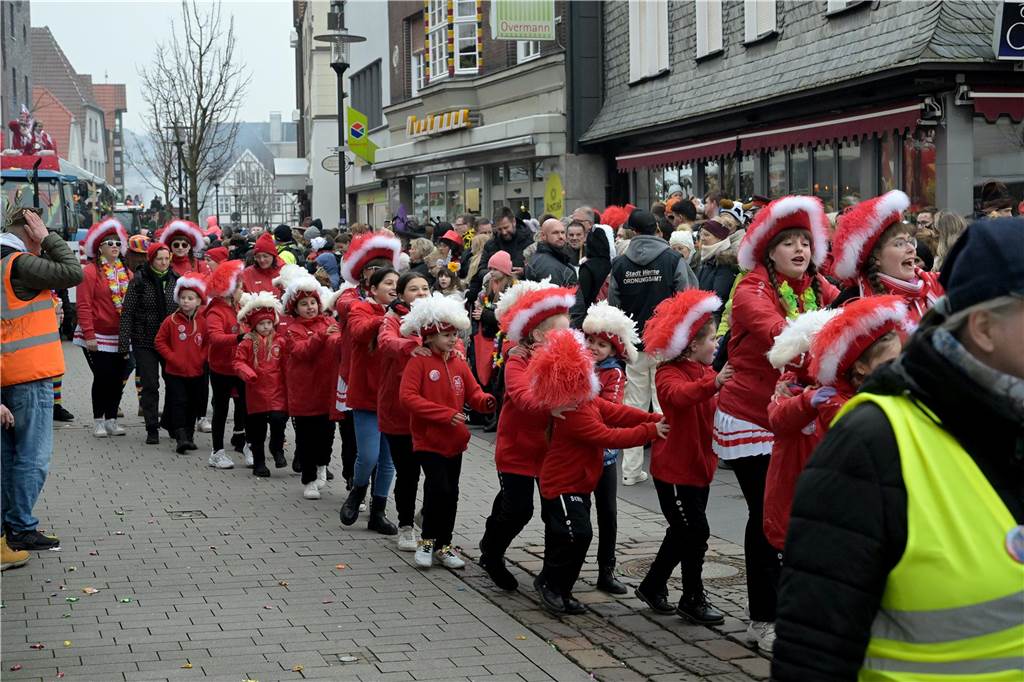 Karnevalsumzug 2023 in Werne: Viele Fotos vom Rosemontag Eindrücke vom Karnevalsumzug 2023 in Werne