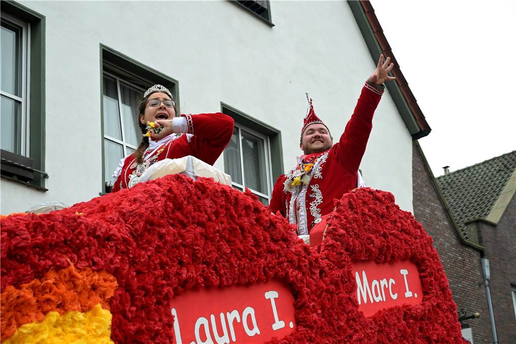 Karnevalsumzug 2023 in Werne: Viele Fotos vom Rosemontag Eindrücke vom Karnevalsumzug 2023 in Werne