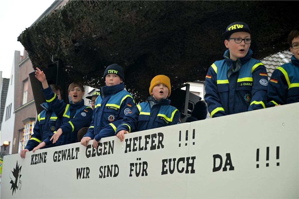 Karnevalsumzug 2023 in Werne: Viele Fotos vom Rosemontag Eindrücke vom Karnevalsumzug 2023 in Werne