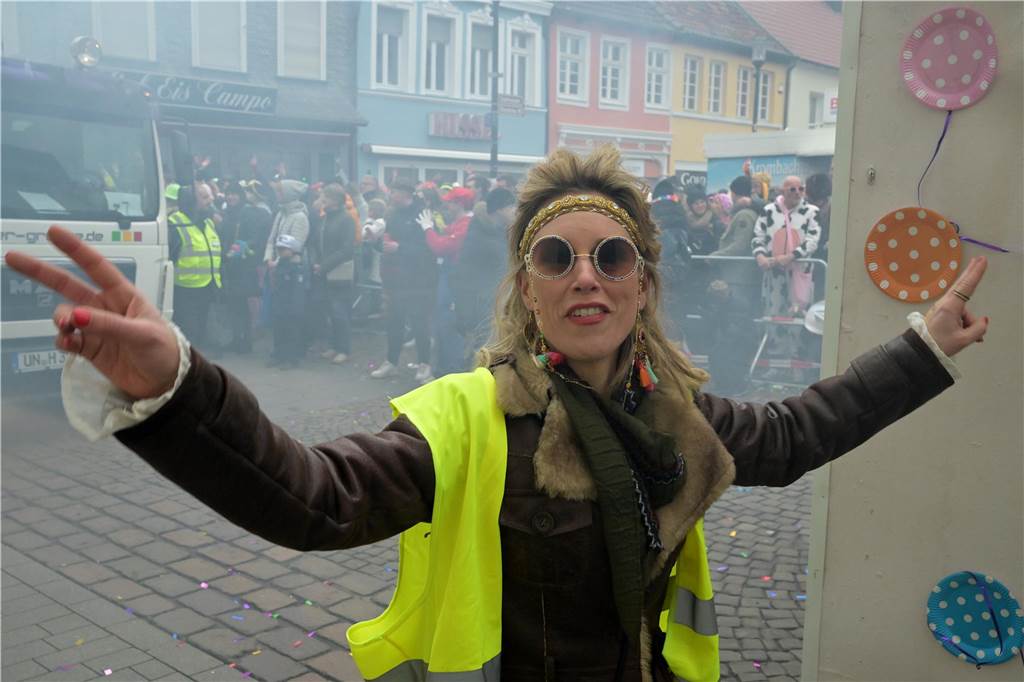 Karnevalsumzug 2023 in Werne: Viele Fotos vom Rosemontag Eindrücke vom Karnevalsumzug 2023 in Werne