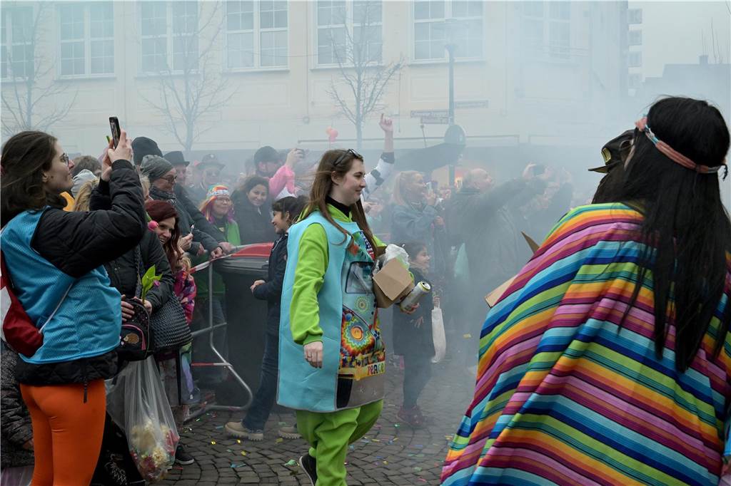 Karnevalsumzug 2023 in Werne: Viele Fotos vom Rosemontag Eindrücke vom Karnevalsumzug 2023 in Werne