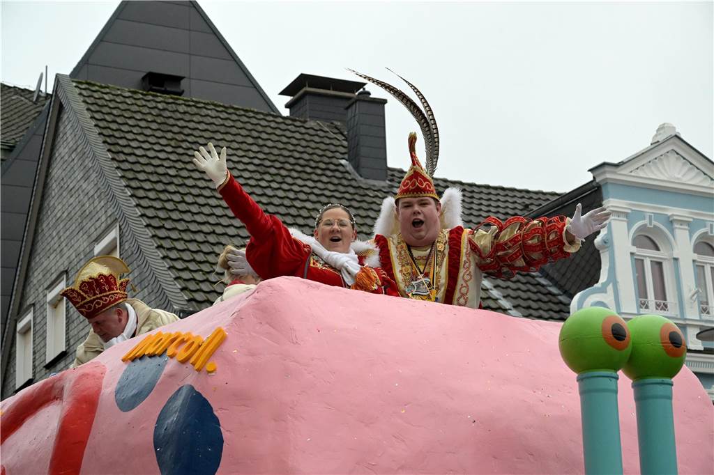Karnevalsumzug 2023 in Werne: Viele Fotos vom Rosemontag Eindrücke vom Karnevalsumzug 2023 in Werne