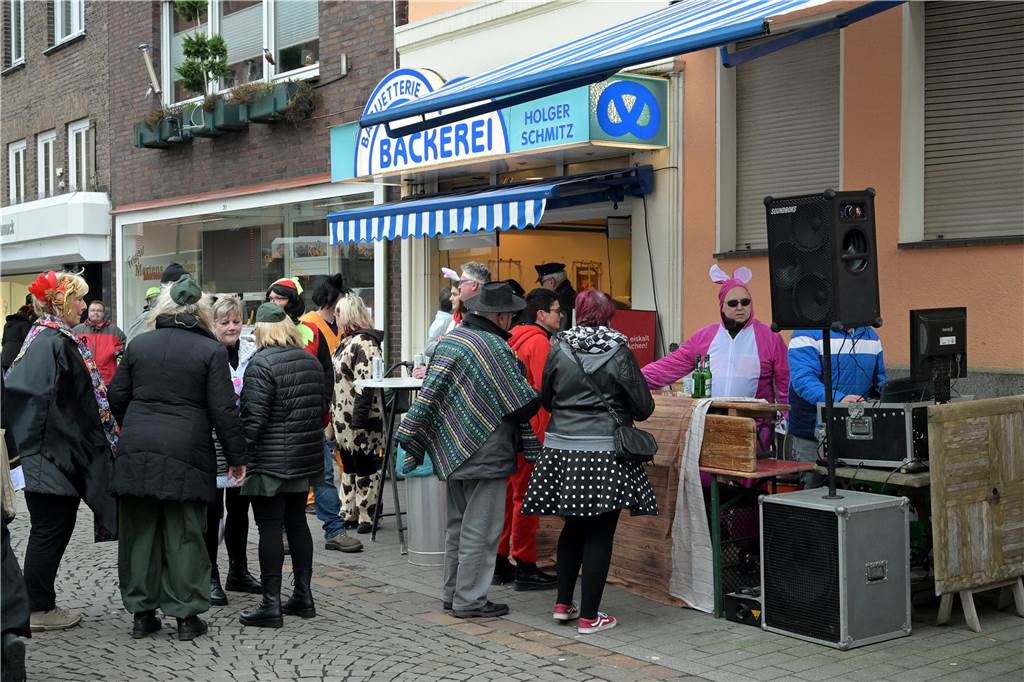 Karnevalsumzug 2023 in Werne: Viele Fotos vom Rosemontag Eindrücke vom Karnevalsumzug 2023 in Werne