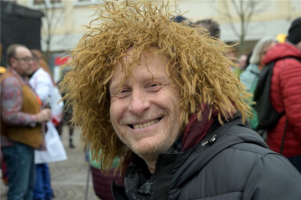 Karnevalsumzug 2023 in Werne: Viele Fotos vom Rosemontag Eindrücke vom Karnevalsumzug 2023 in Werne