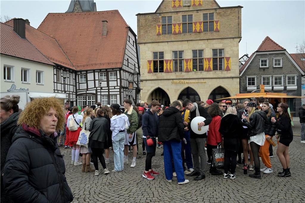 Karnevalsumzug 2023 in Werne: Viele Fotos vom Rosemontag Eindrücke vom Karnevalsumzug 2023 in Werne