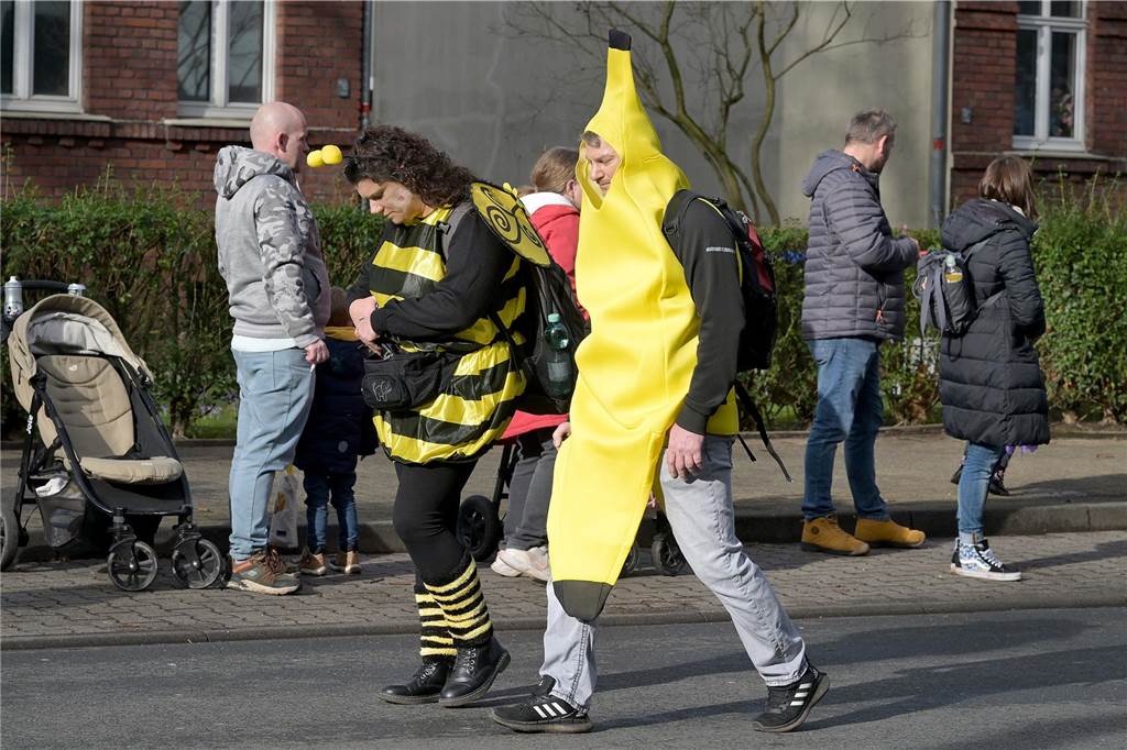 Lünen-Süd feiert Karneval: Über 100 Fotos vom einzigen Umzug der Stadt Eindrücke vom Karnevalsumzug in Lünen-Süd 2024