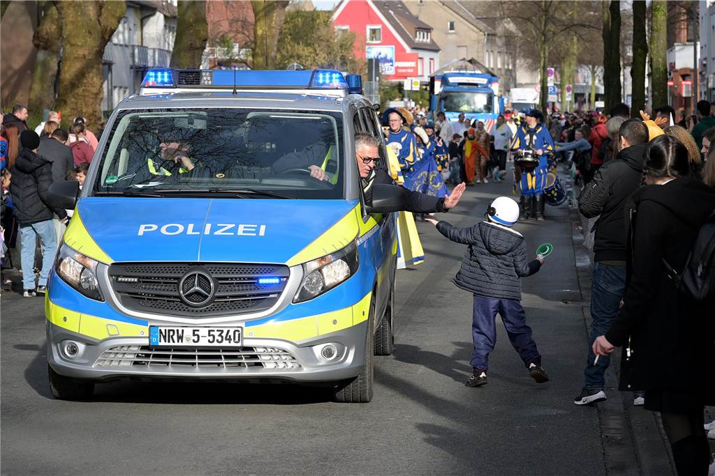 Lünen-Süd feiert Karneval: Über 100 Fotos vom einzigen Umzug der Stadt Eindrücke vom Karnevalsumzug in Lünen-Süd 2024