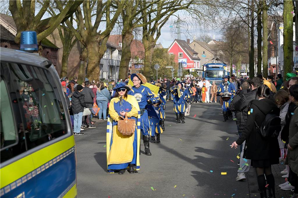 Lünen-Süd feiert Karneval: Über 100 Fotos vom einzigen Umzug der Stadt Eindrücke vom Karnevalsumzug in Lünen-Süd 2024