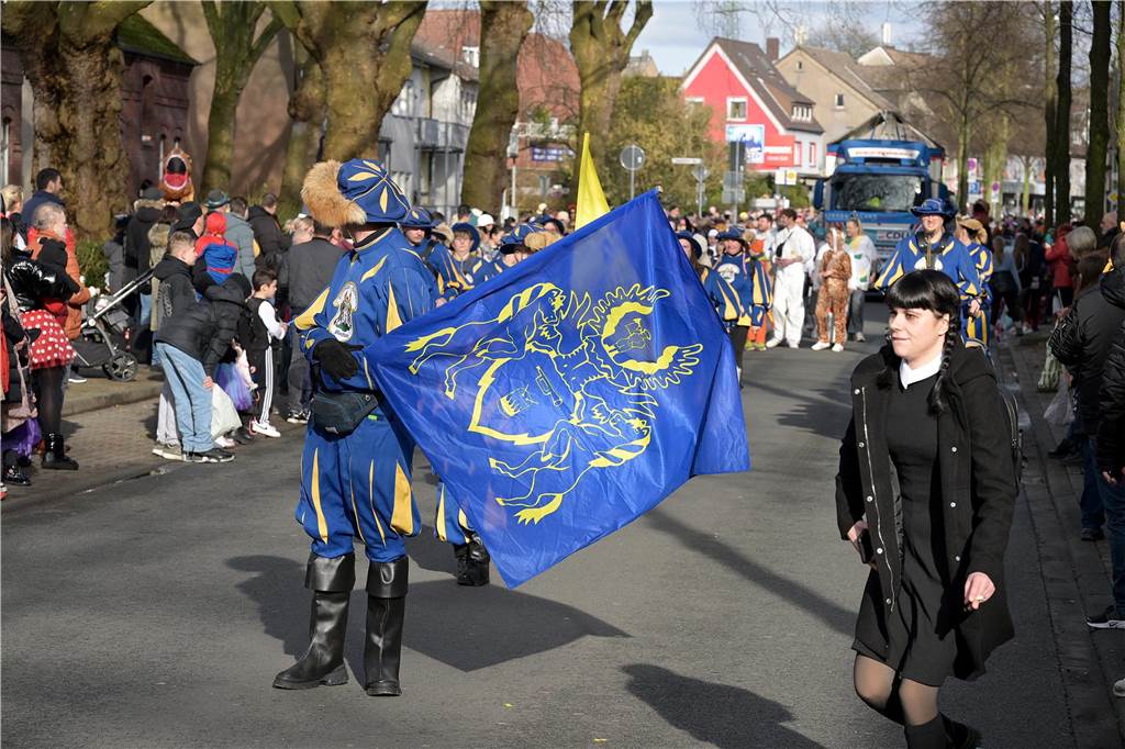 Lünen-Süd feiert Karneval: Über 100 Fotos vom einzigen Umzug der Stadt Eindrücke vom Karnevalsumzug in Lünen-Süd 2024