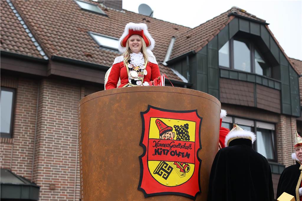 Karnevalsumzug 2023 in Olfen: Viele Foto vom Nelkendienstag Eindrücke vom Karnevalsumzug in Olfen 2023