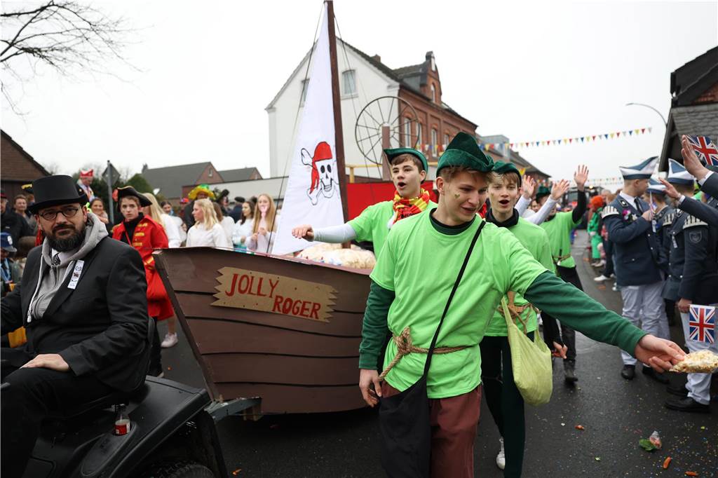 Karnevalsumzug 2023 in Olfen: Ganz viele Fotos vom Nelkendienstag (Teil 2) Eindrücke vom Karnevalsumzug in Olfen 2023
