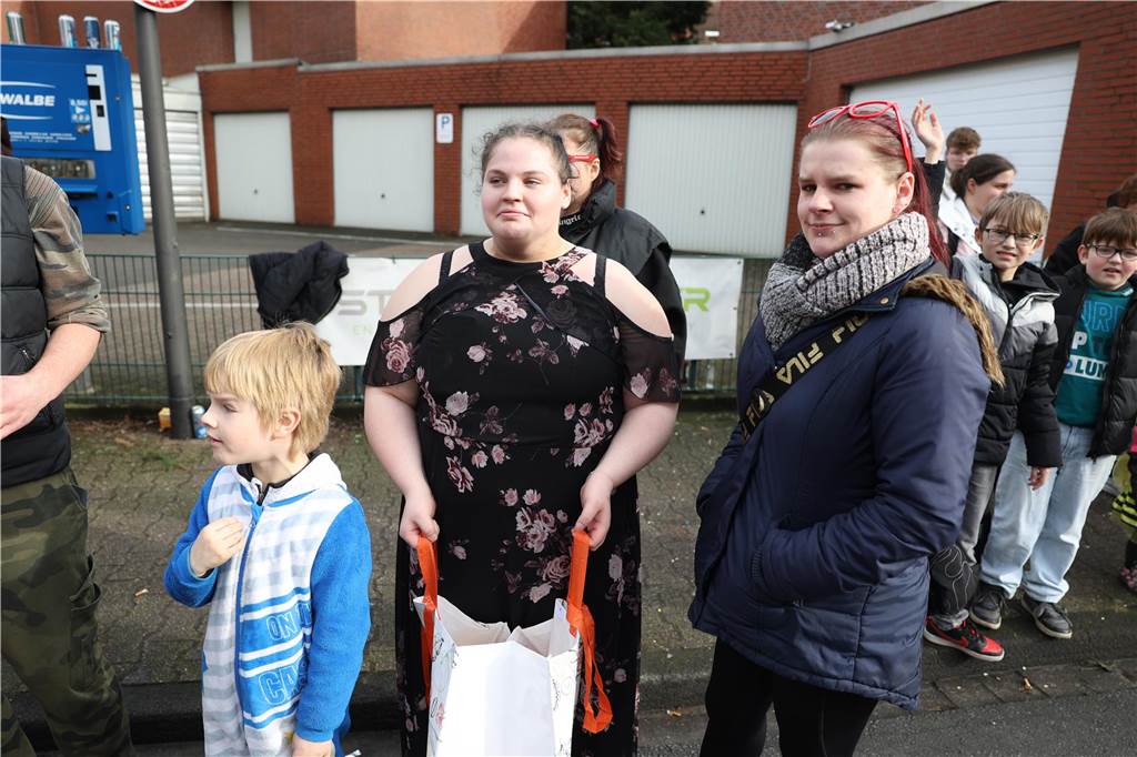 Karneval in Selm: Noch mehr Fotos vom großen Umzug durch Selm Eindrücke vom Karnevalsumzug in Selm 2024