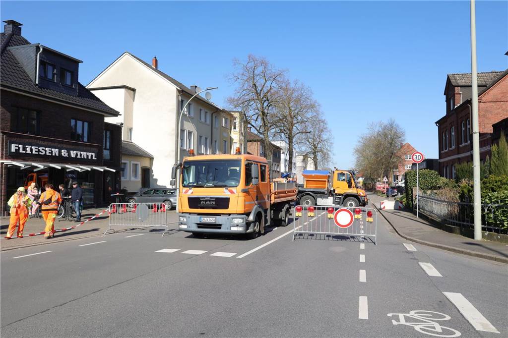 Menschen feiern Karneval in Werne