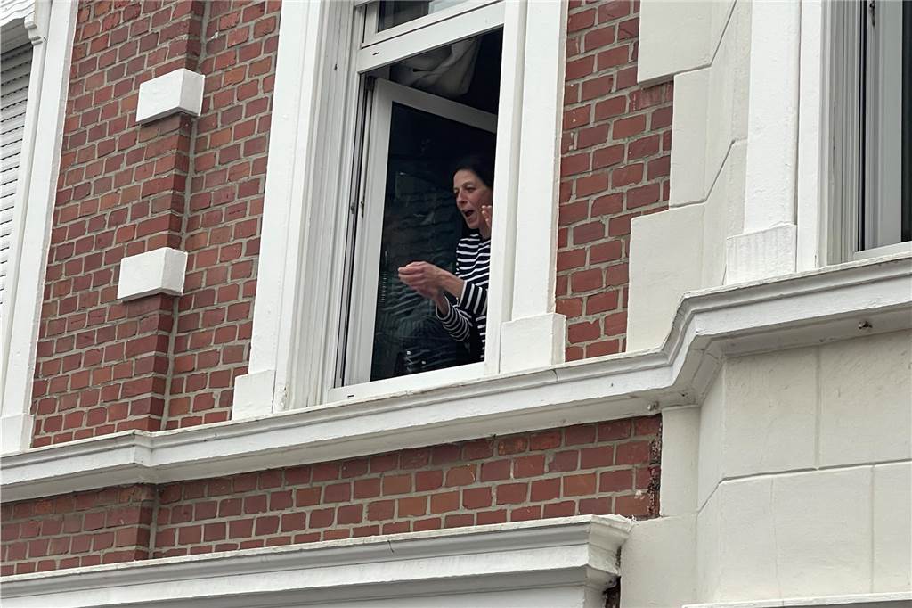 Viele Fotos vom Karnevalsumzug in Werne 2023: Tausende Besucher in der Innenstadt Eindrücke vom Karnevalsumzug in Werne