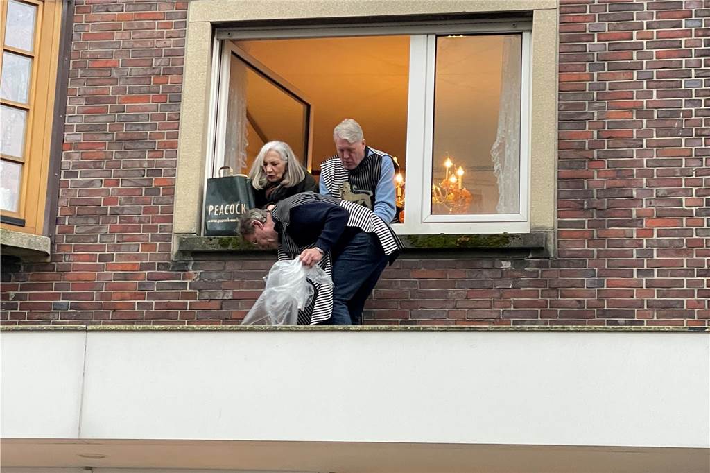 Viele Fotos vom Karnevalsumzug in Werne 2023: Tausende Besucher in der Innenstadt Eindrücke vom Karnevalsumzug in Werne