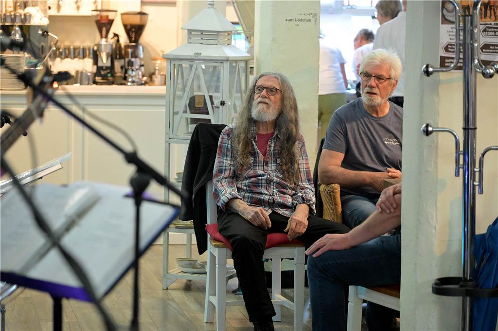 Eindrücke vom Konzert der 60 s / 70 s Oldie Connection in der Alten Kaffeerösterei in Lünen an der Cappenberger Straße.