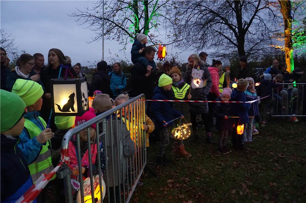 Eindrücke vom Martinsumzug in Herbern am Freitag (15. November).