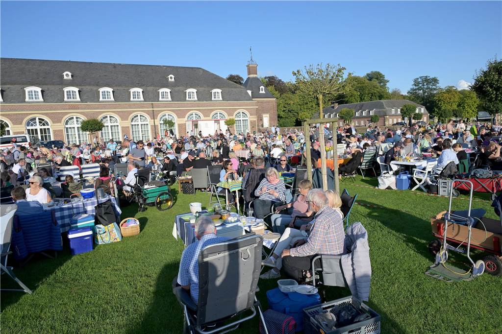 Eindrücke vom Open-Air-Konzert am Schloss Nordkirchen