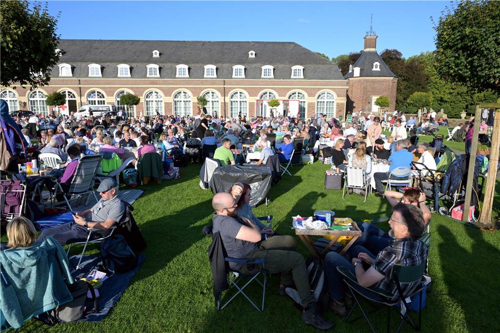 Eindrücke vom Open-Air-Konzert am Schloss Nordkirchen
