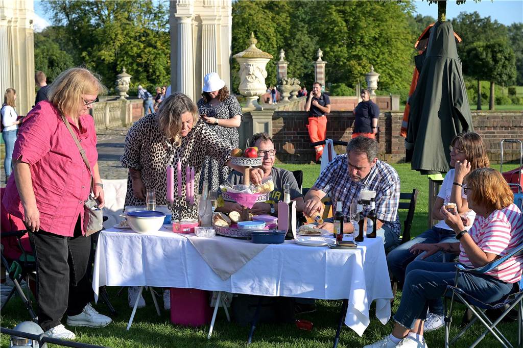 Eindrücke vom Open-Air-Konzert am Schloss Nordkirchen