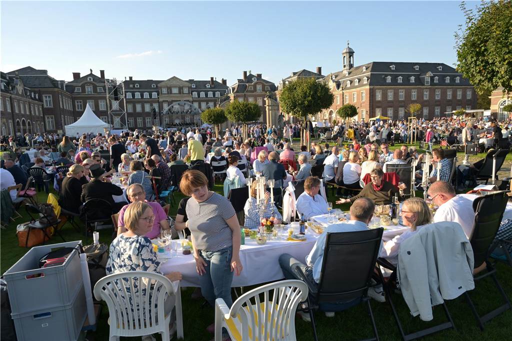 Eindrücke vom Open-Air-Konzert am Schloss Nordkirchen