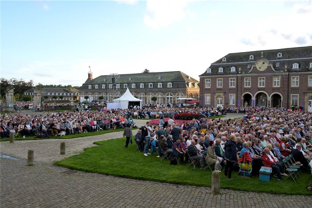 Eindrücke vom Open-Air-Konzert am Schloss Nordkirchen