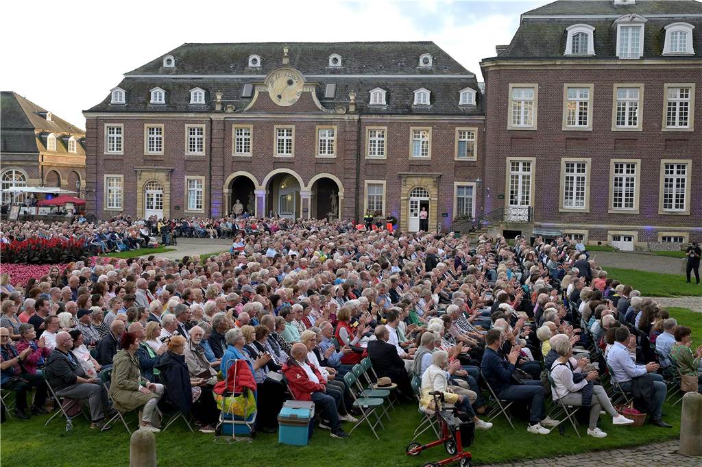 Eindrücke vom Open-Air-Konzert am Schloss Nordkirchen