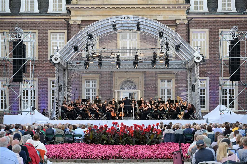 Eindrücke vom Open-Air-Konzert am Schloss Nordkirchen