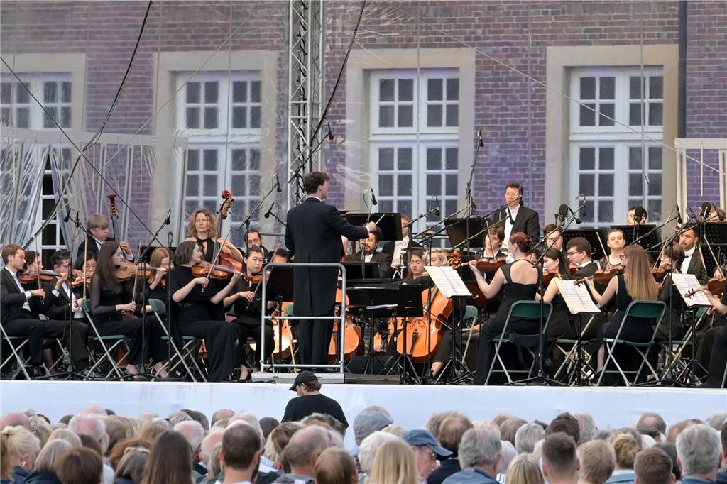 Eindrücke vom Open-Air-Konzert am Schloss Nordkirchen