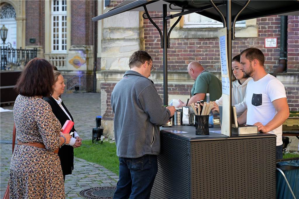 Eindrücke vom Open-Air-Konzert am Schloss Nordkirchen