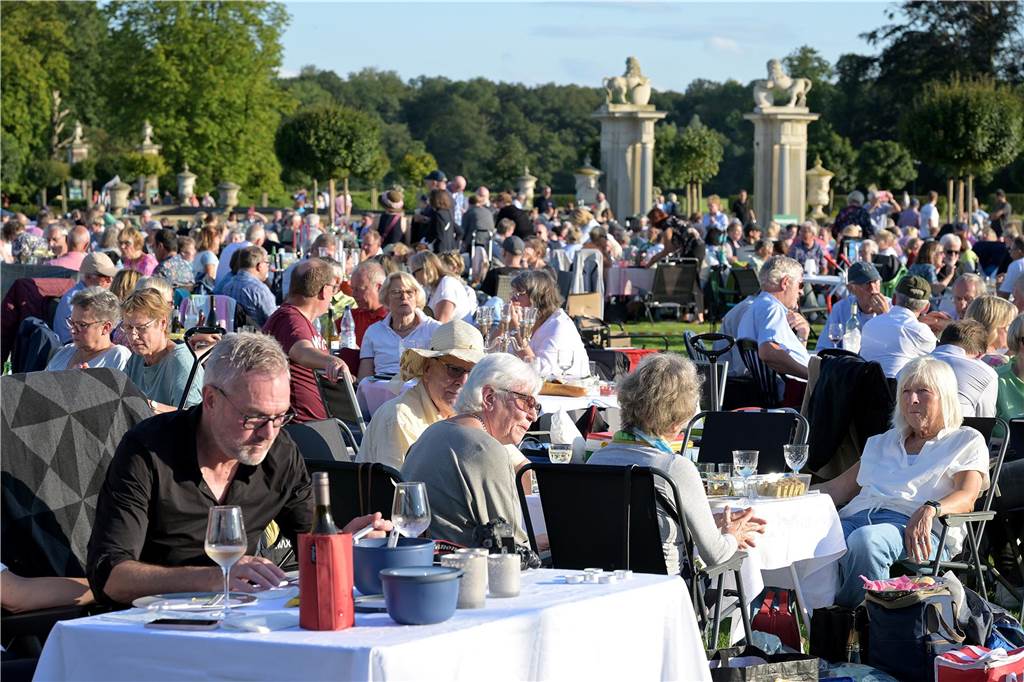 Eindrücke vom Open-Air-Konzert am Schloss Nordkirchen