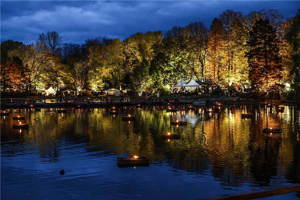 Lichter-Weihnachtsmarkt Fredenbaum 2022 in Dortmund