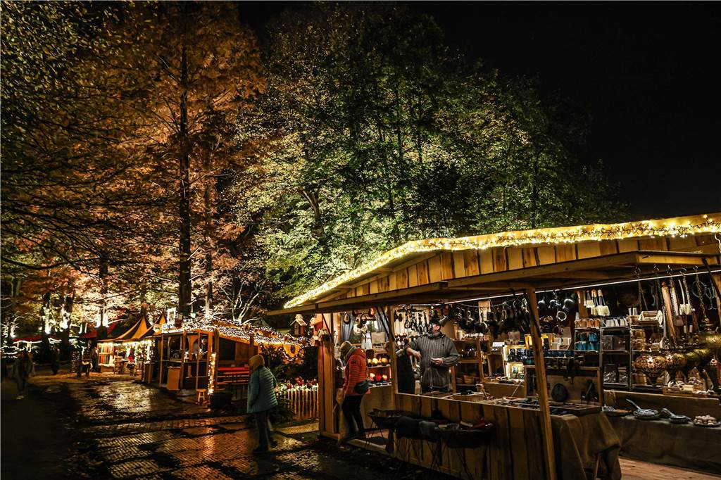 Lichter-Weihnachtsmarkt Fredenbaum 2022 in Dortmund