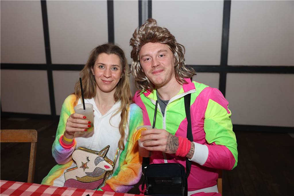 Super Stimmung beim Karneval in Olfen: Über 100 Bilder vom Prinzenball Eindrücke vom Prinzenball in Olfen am Sonntagabend