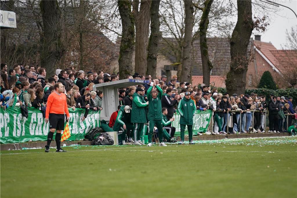 Eindrücke vom Rückspiel zwischen FC und Vorwärts Epe in der Landesliga